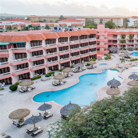 luxury beachfront villas in aruba.